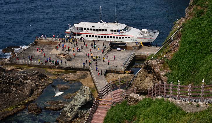 【悲報】北方領土の国後島、取り返しがつかないほどロシア人が増加してしまうｗｗｗ\n_1