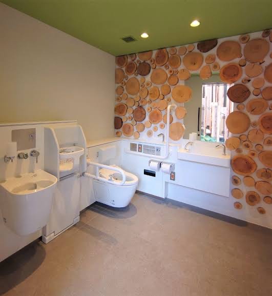 【画像】日本の３大建築家がデザインした公衆トイレがこちらWIWIWIWIWIWIWIWI\n_3