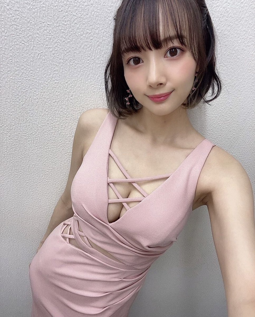 【画像】美人すぎるプロ雀士・岡田紗佳(29歳)さん、美人すぎる  [801948679]\n_6