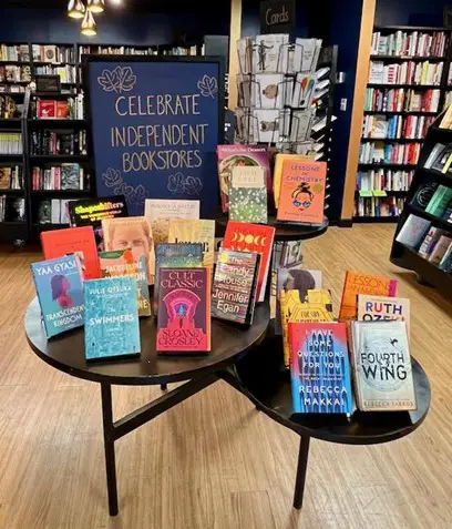 アメリカの本屋、日本の漫画に支配されるｗｗｗｗwｗｗｗｗｗｗｗｗｗｗｗｗｗｗｗｗｗｗｗｗ  [279254606]
_80_80